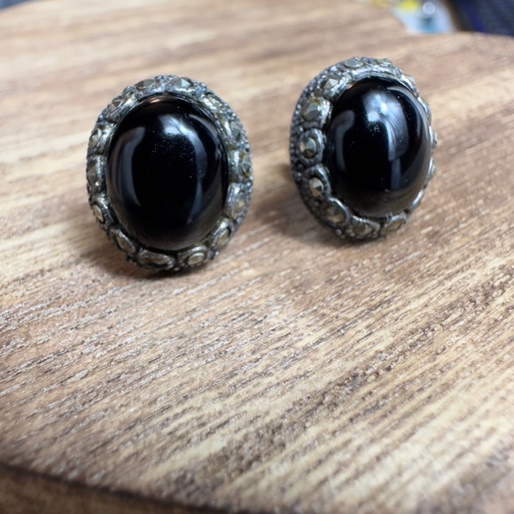 Vintage 925 Sterling Silver Oval Onyx Stud Post Earrings - Picture 1 of 8